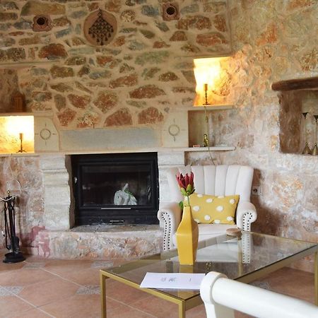 Stone Built Villa Galatia, Poolside & Perfect View Karés Екстериор снимка