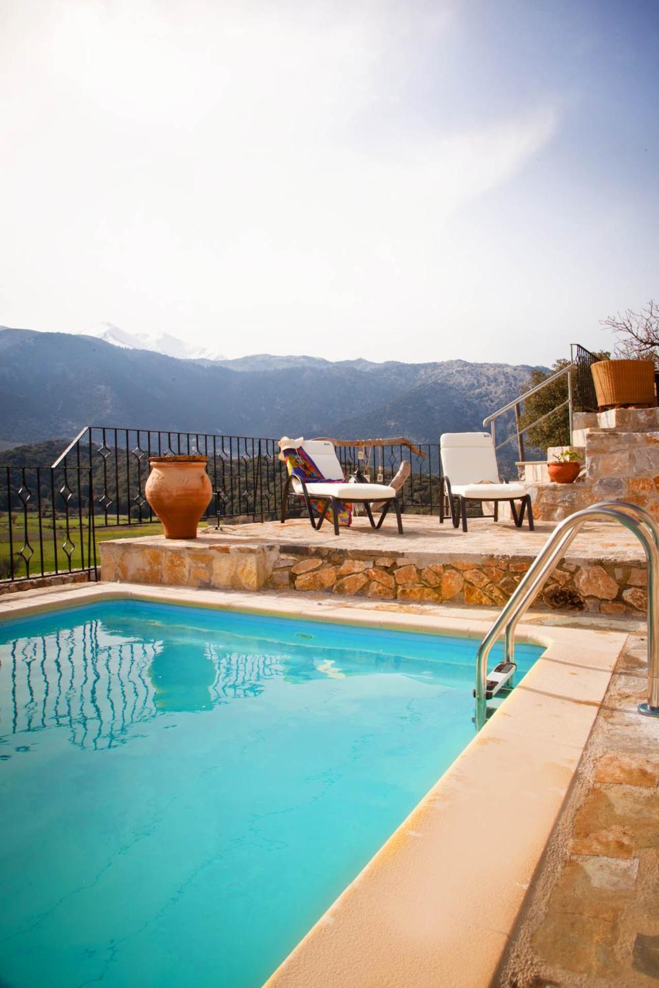 Stone Built Villa Galatia, Poolside & Perfect View Karés Екстериор снимка